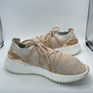 Adidas Womens Size 7.5 Ultimamotion Slip on Cream Tan Athletic Running Sneakers